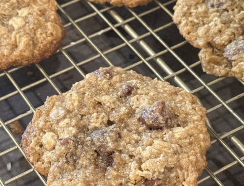 Gluten + Nut free Oatmeal Chocolate Chip Cookies